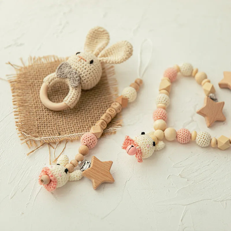 Wood Teether Baby Bed Hanging Rattles Toy Make Rabbit Elephant Shape Crochet Beads Bracelet Pram Clip Baby Rattle - Bebe Kool